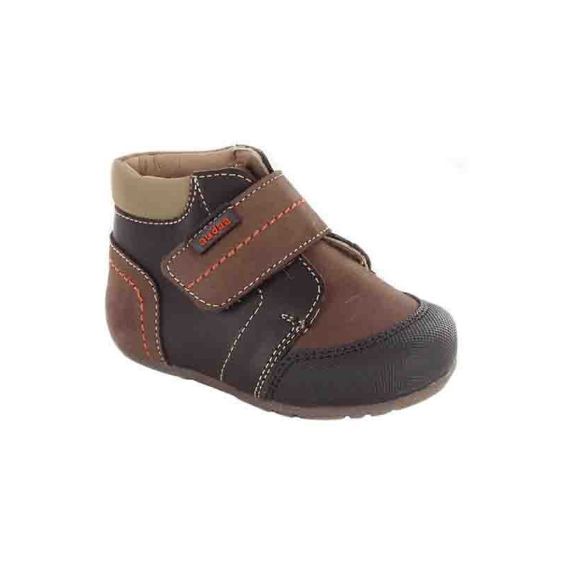 Zapato Otoño Audaz Cafe para Niño